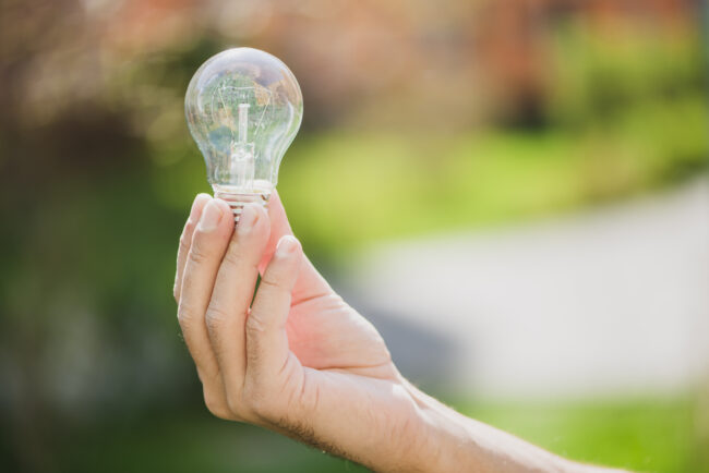 Ahorra energía en casa con estos tips y bájale a tu recibo de luz